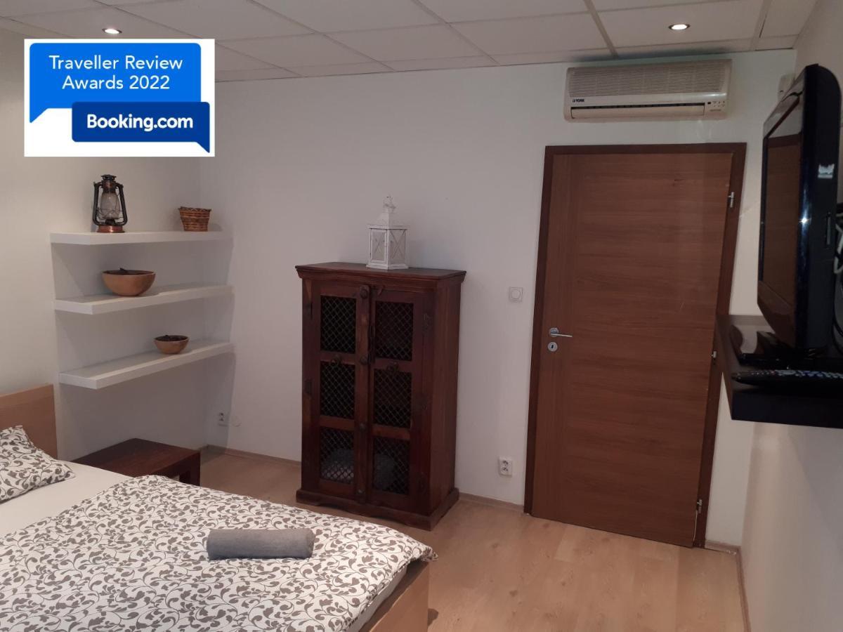Utulny Apartman V Bratislava 6 Eksteriør billede